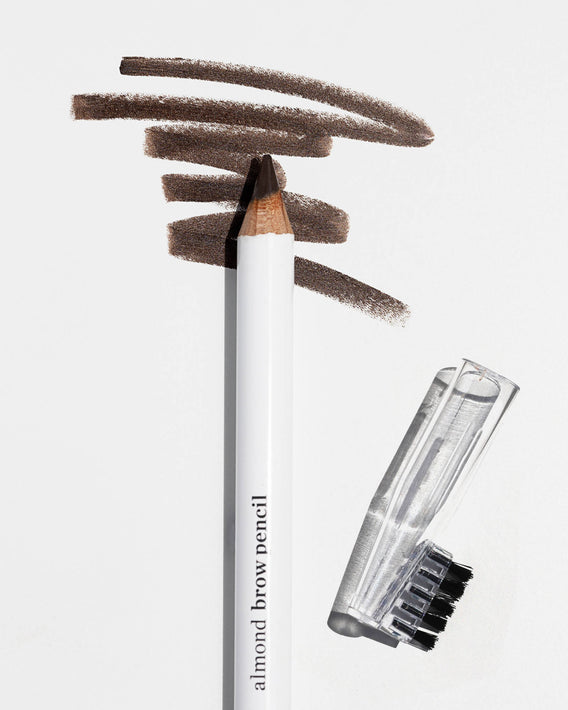 lápiz de cejas con almendras