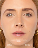 lápiz de cejas con almendras
