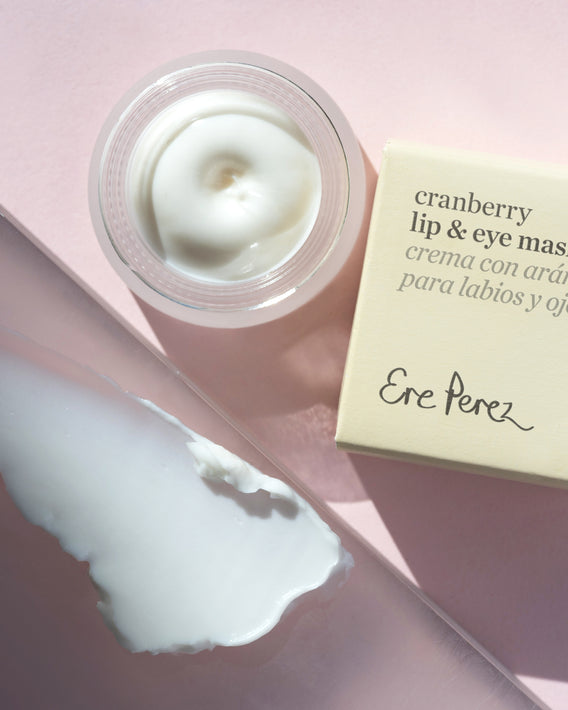 crema con arándano para labios y ojos