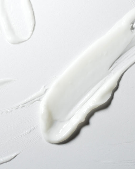 crema con arándano para labios y ojos