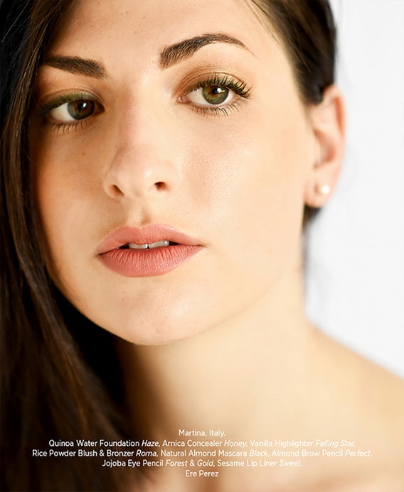 Gran Gama de Tonos Cruelty Free Makeup Marca Ere Perez Lápiz de Cejas con Cepillo