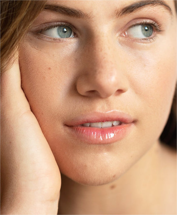 Ere Perez Lipgloss con Mango Maquillaje Vegano | e478b